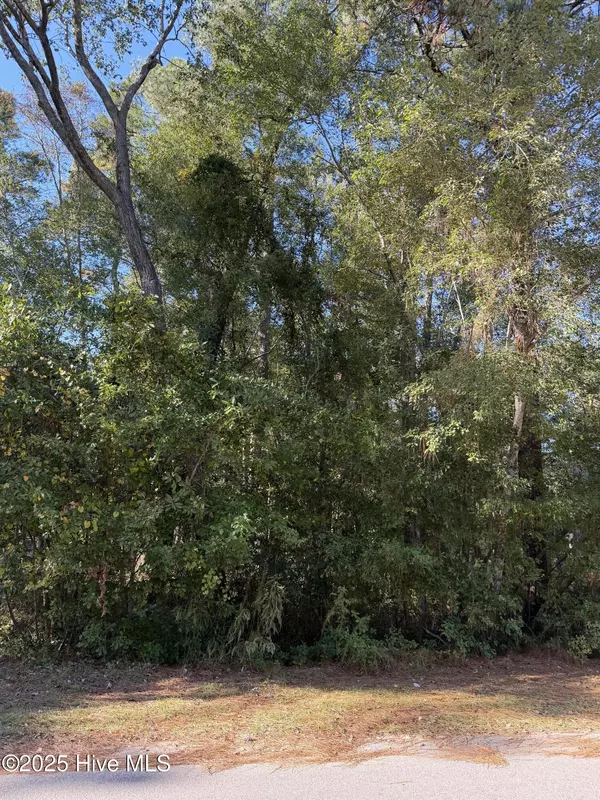 280 Sandhills CIR, Pinehurst, NC 28374