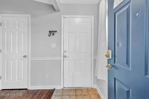 Jacksonville, NC 28540,304 Carlisle CT