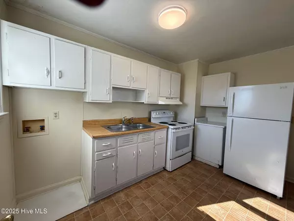 Jacksonville, NC 28540,2261 Onslow DR