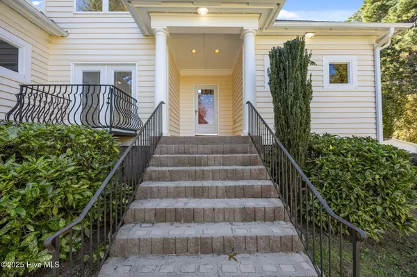 Sanford, NC 27332,7205 Kingfisher RD