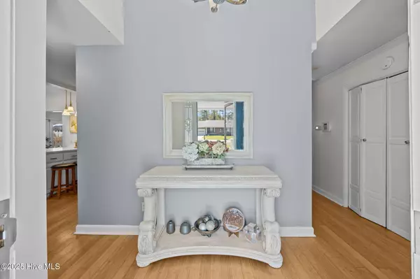 Trent Woods, NC 28562,3105 Side Saddle LN
