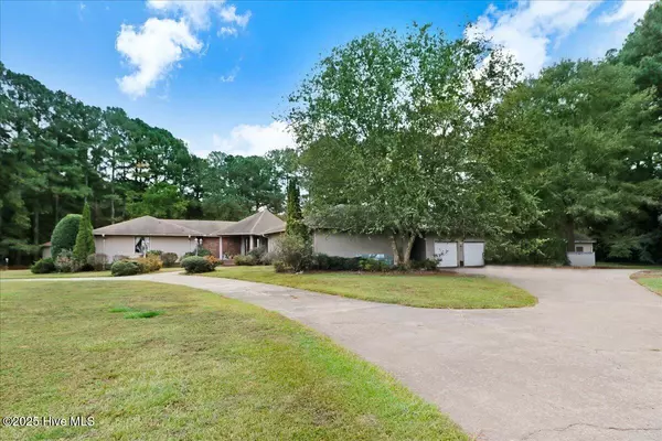 Goldsboro, NC 27534,376 Church Of God RD