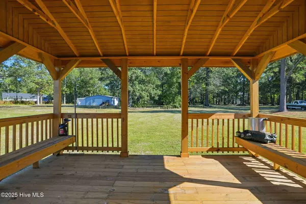 Elizabeth City, NC 27909,1396 Nixonton RD