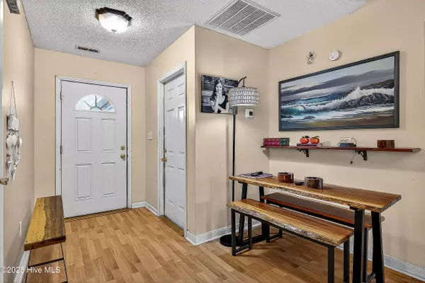 Hubert, NC 28539,500 Dion DR