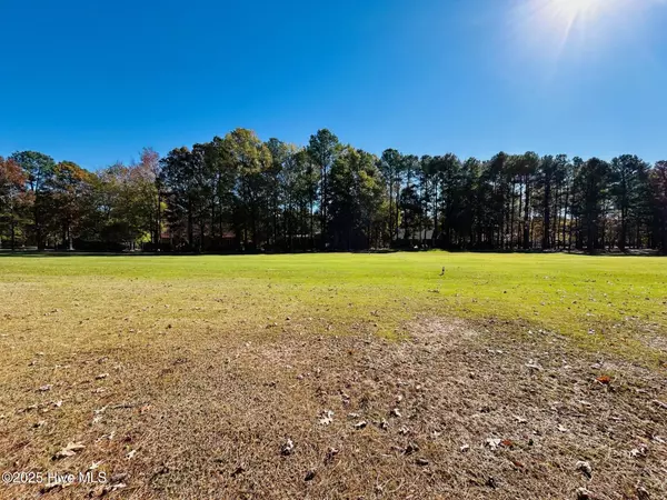 Hertford, NC 27944,11 Croatan RD