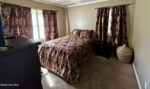 Winterville, NC 28590,433 Drexel LN