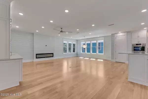 Kure Beach, NC 28449,129 Seawatch WAY