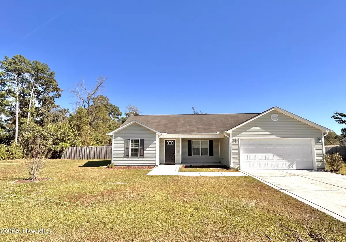 Richlands, NC 28574,601 Denim DR