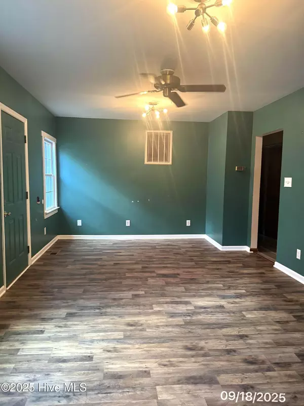 Jacksonville, NC 28540,21 Westminister DR