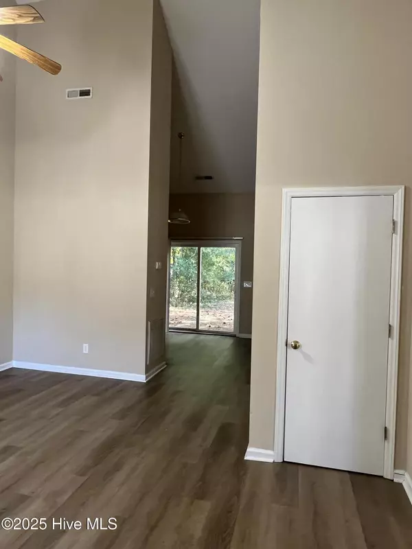 Greenville, NC 27858,1126 Brownlea DR #B