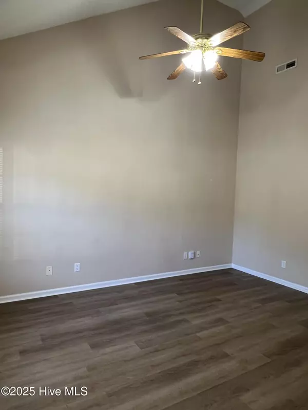 Greenville, NC 27858,1126 Brownlea DR #B