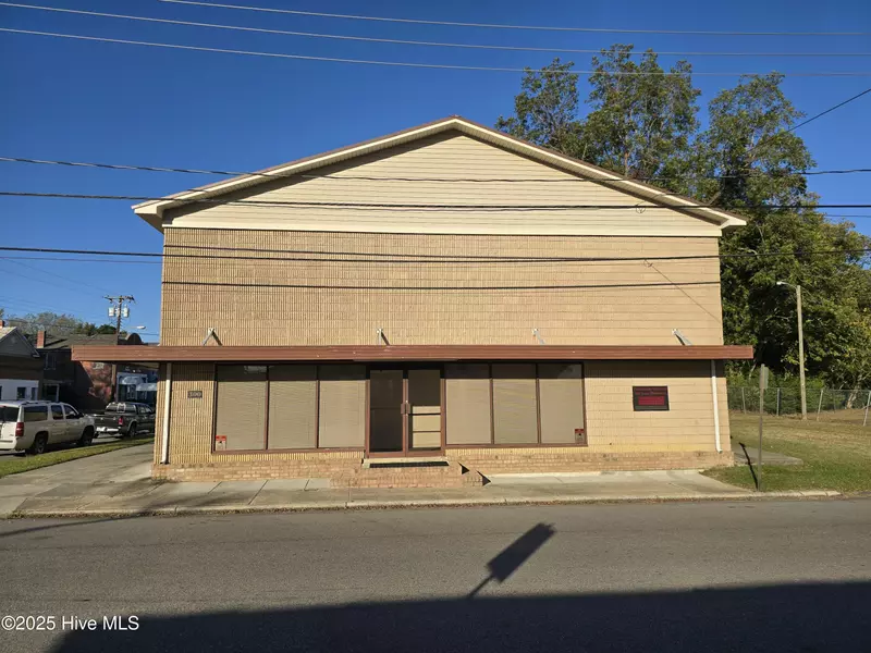 300 Maple ST N, Ahoskie, NC 27910