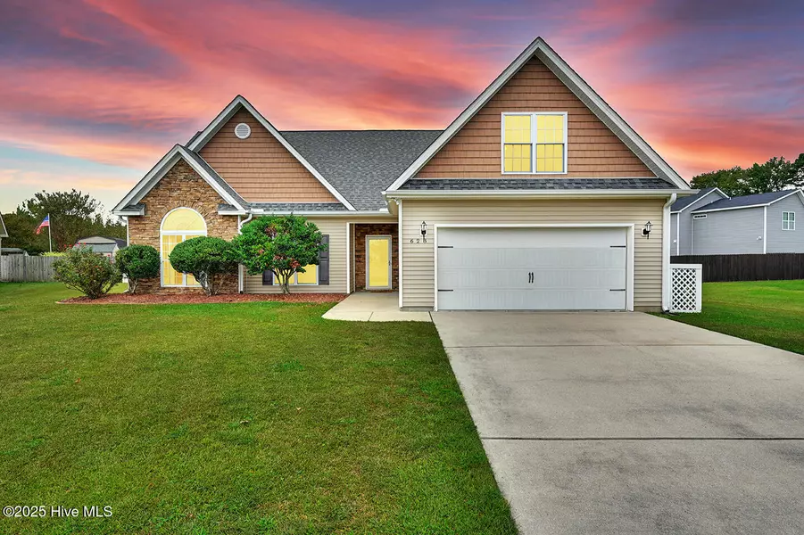 628 Cheltenham DR, Greenville, NC 27834