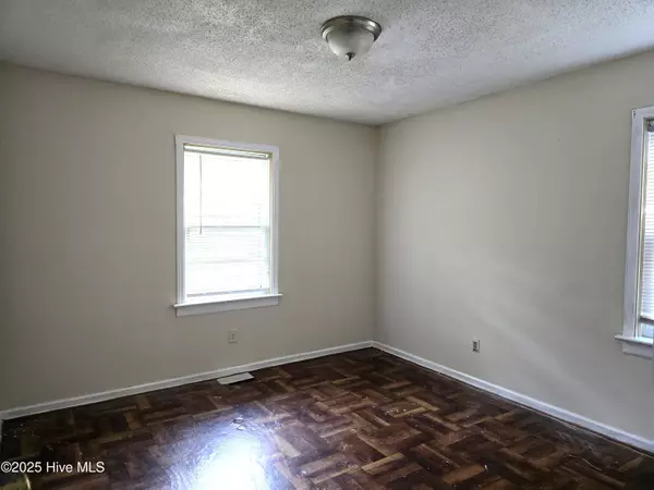 Battleboro, NC 27809,115 Walter DR