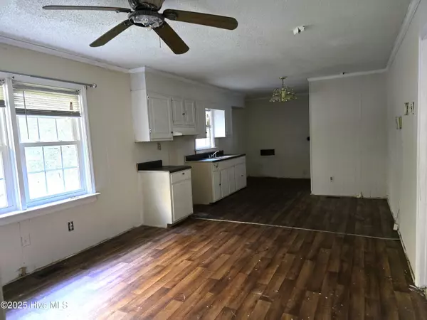 Battleboro, NC 27809,115 Walter DR