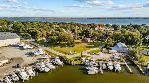 Morehead City, NC 28557,203 Pensacola AVE