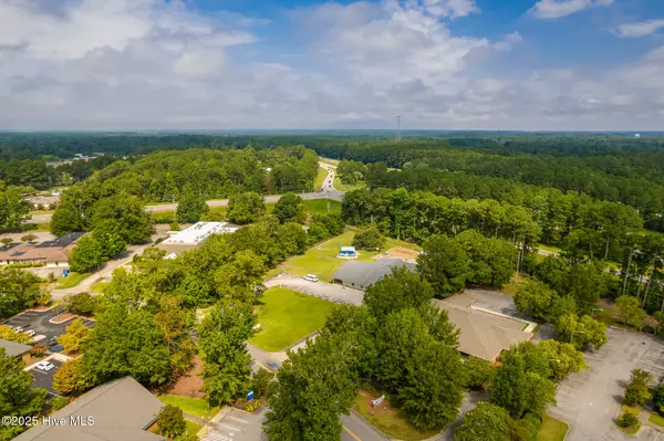 New Bern, NC 28562,704 Newman RD