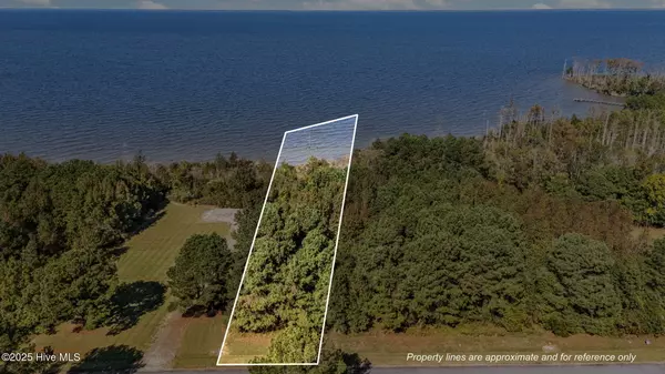 Columbia, NC 27925,348 Country Estate RD