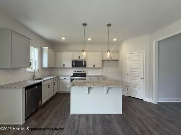 Zebulon, NC 27597,142 Tigris CT