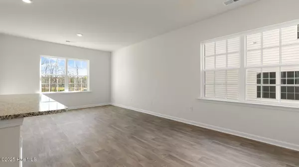 Sanford, NC 27330,123 Starlight ST