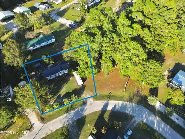 Supply, NC 28462,534 Mary Lou LN SW
