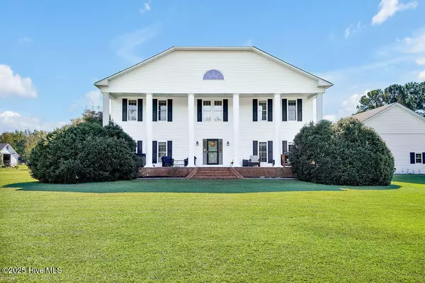 651 Gilbert RD SE, Bolivia, NC 28422