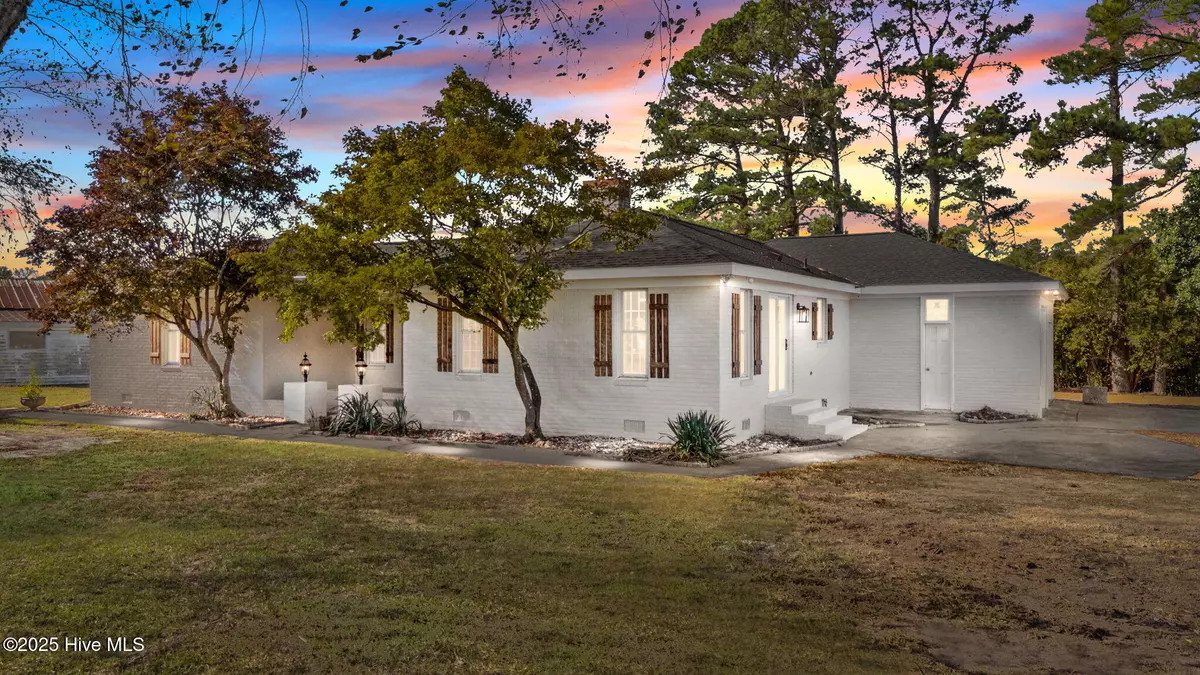 Macclesfield, NC 27852,37 Levi Jones LN