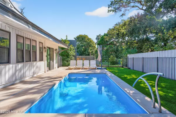 Oak Island, NC 28465,105 SE 53rd ST