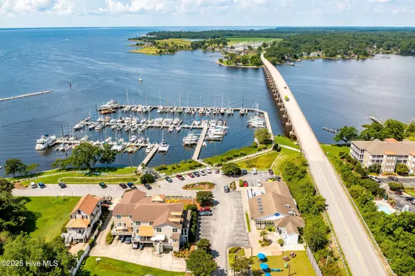 Oriental, NC 28571,516 Water ST #B9