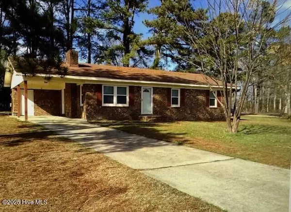 717 Cobb RD, Elm City, NC 27822