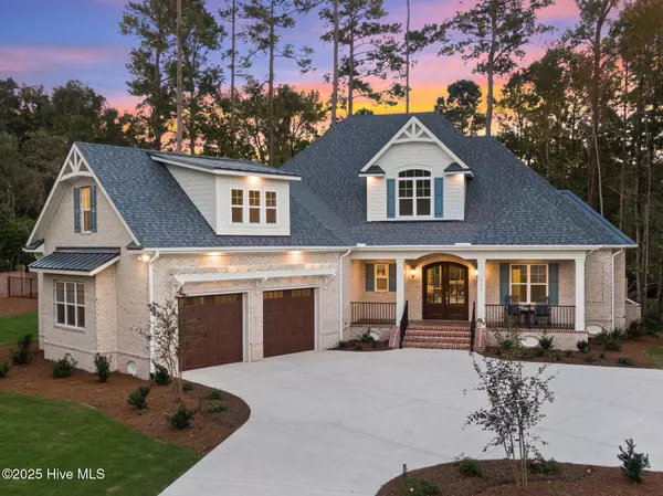 1304 Old Foards LN, Wilmington, NC 28409