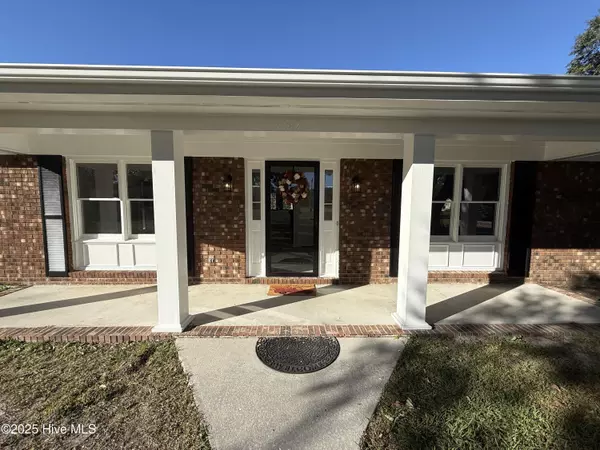 Bogue, NC 28570,5382 Highway 24