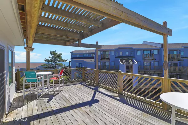 Pine Knoll Shores, NC 28512,301 Salter Path RD #12 Genesis