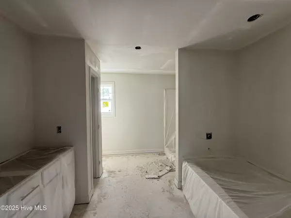 Smithfield, NC 27577,187 Tuskeegee DR