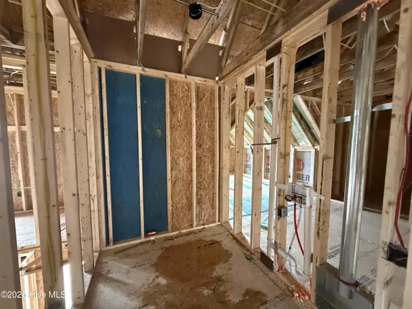 Smithfield, NC 27577,187 Tuskeegee DR