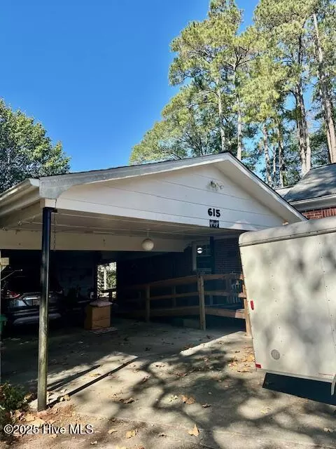 Chadbourn, NC 28431,615 N Elm ST