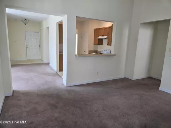 Wilmington, NC 28405,700 Indica CT #Apt 302