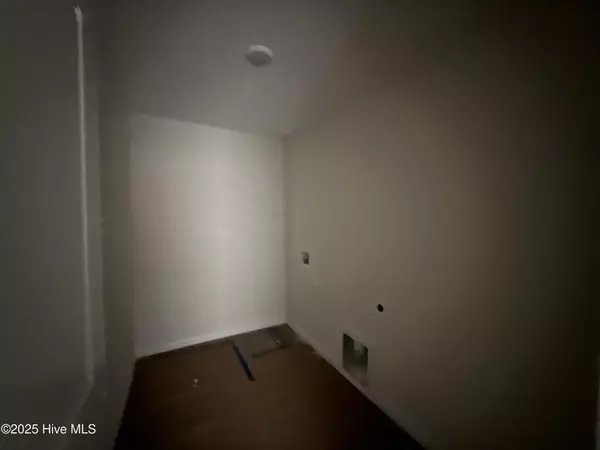 La Grange, NC 28551,231 Tuscarora DR