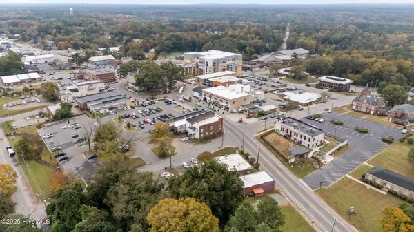 Carthage, NC 28327,208 W Barrett ST