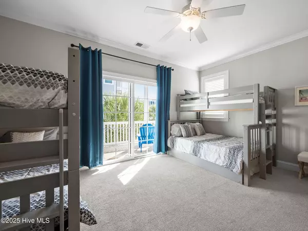 Atlantic Beach, NC 28512,2800 W Ft Macon RD #35