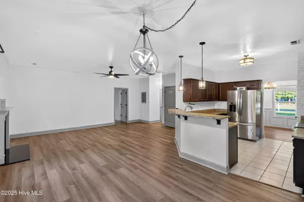 Maysville, NC 28555,117 Cedar Ridge DR