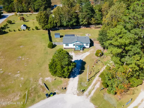Swansboro, NC 28584,103 Stoneybrook CT