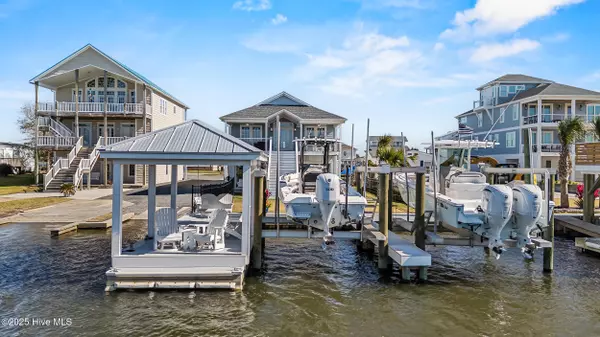 Surf City, NC 28445,9107 W 9th ST