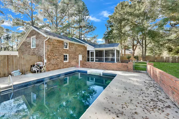 Greenville, NC 27858,220 Beth ST