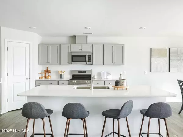 Supply, NC 28462,1136 Garland Lake Circle Sw