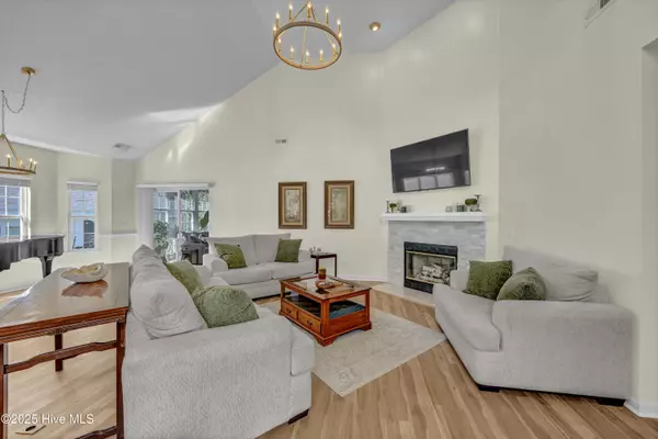 Wilmington, NC 28412,634 E Telfair CIR E