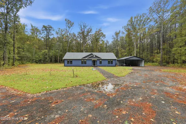 127 Rosecroft DR, Elizabeth City, NC 27909