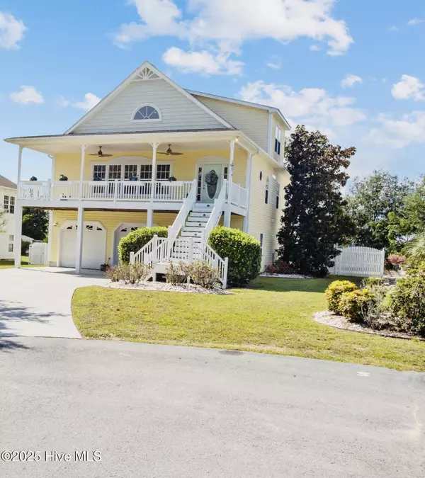 Newport, NC 28570,105 Everette CT