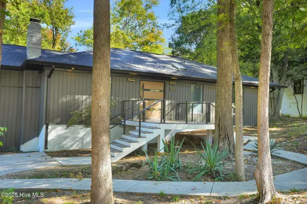 Charlotte, NC 28210,3301 Archdale DR