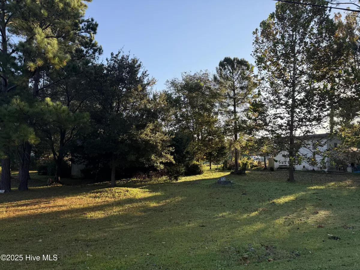 Sneads Ferry, NC 28460,430 John Everett RD